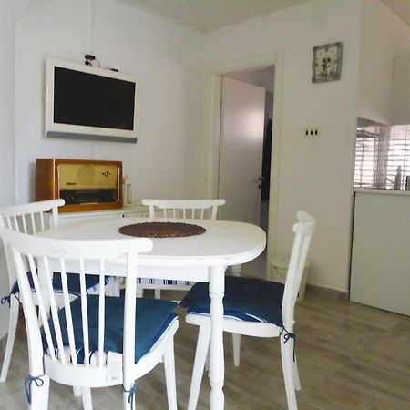 Apartments Petar - 30 M From Sandy Beach Nin Eksteriør billede